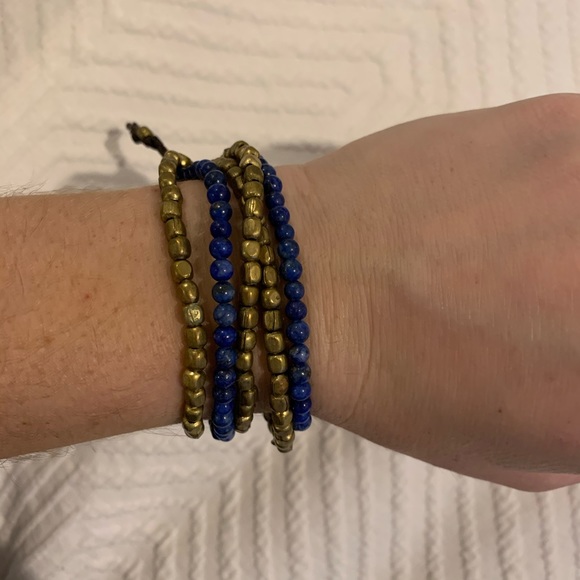 Tai Gold and Blue 5 strand bracelet - Picture 5 of 6